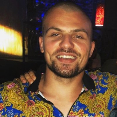 Dan M