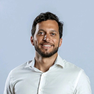 Fernando C
